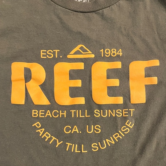 Reef Dark Green Graphic Tee - Picture 3 of 5